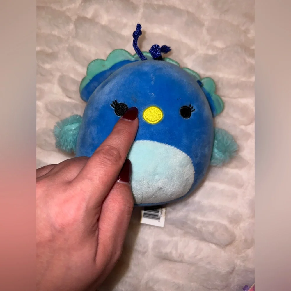 Bundle of 5 Squishmallows Minis (4–5”) - Picture 6 of 15